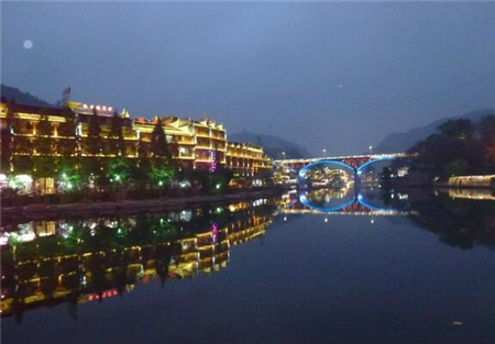 新乡蛋托厂家说五一小长假,来一场说走就走的旅行
